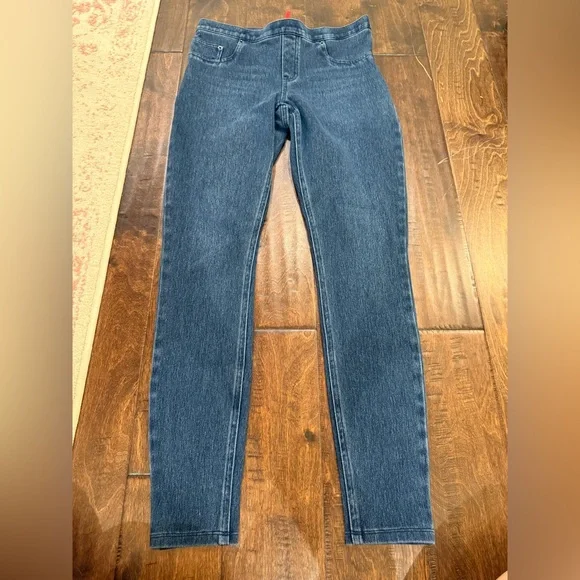 Spanx Jeanish Ankle Leggings Medium Wash Jeggings size Medium - Picture 2 of 12